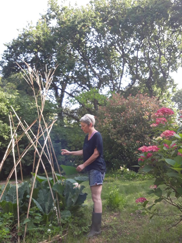 Bea au jardin 190629